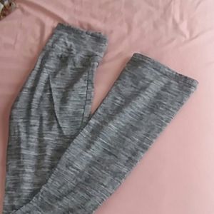 Yoga pants straight leg